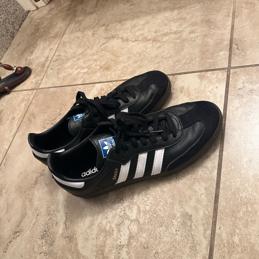 Adidas Samba Classic Black White Sneakers - Picture 5 of 8